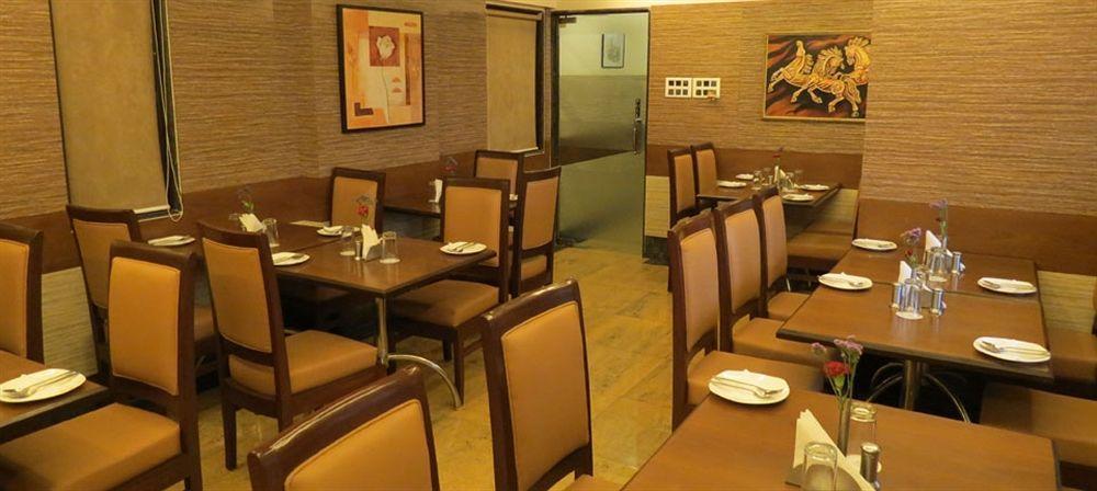 Jyoti Dwelling Hotel Bombaj Zewnętrze zdjęcie